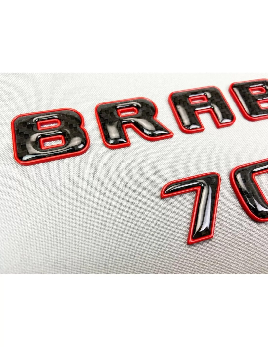  - logo & Emblems - Logo Brabus 700 métallisé rouge avec carbone pour Mercedes-Benz W463A W464 Classe G - 8 - Achetez l'emblème 