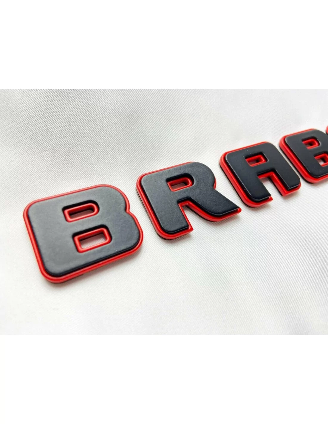 - Logos & Emblems - Brabus preto metalizado com emblema vermelho para a bagageira Mercedes - 4 - Compre o Brabus Preto Metálico - Logos & Emblems - Brabus preto metalizado com emblema vermelho para a bagageira Mercedes - 4 - Compre o Brabus Preto Metálico