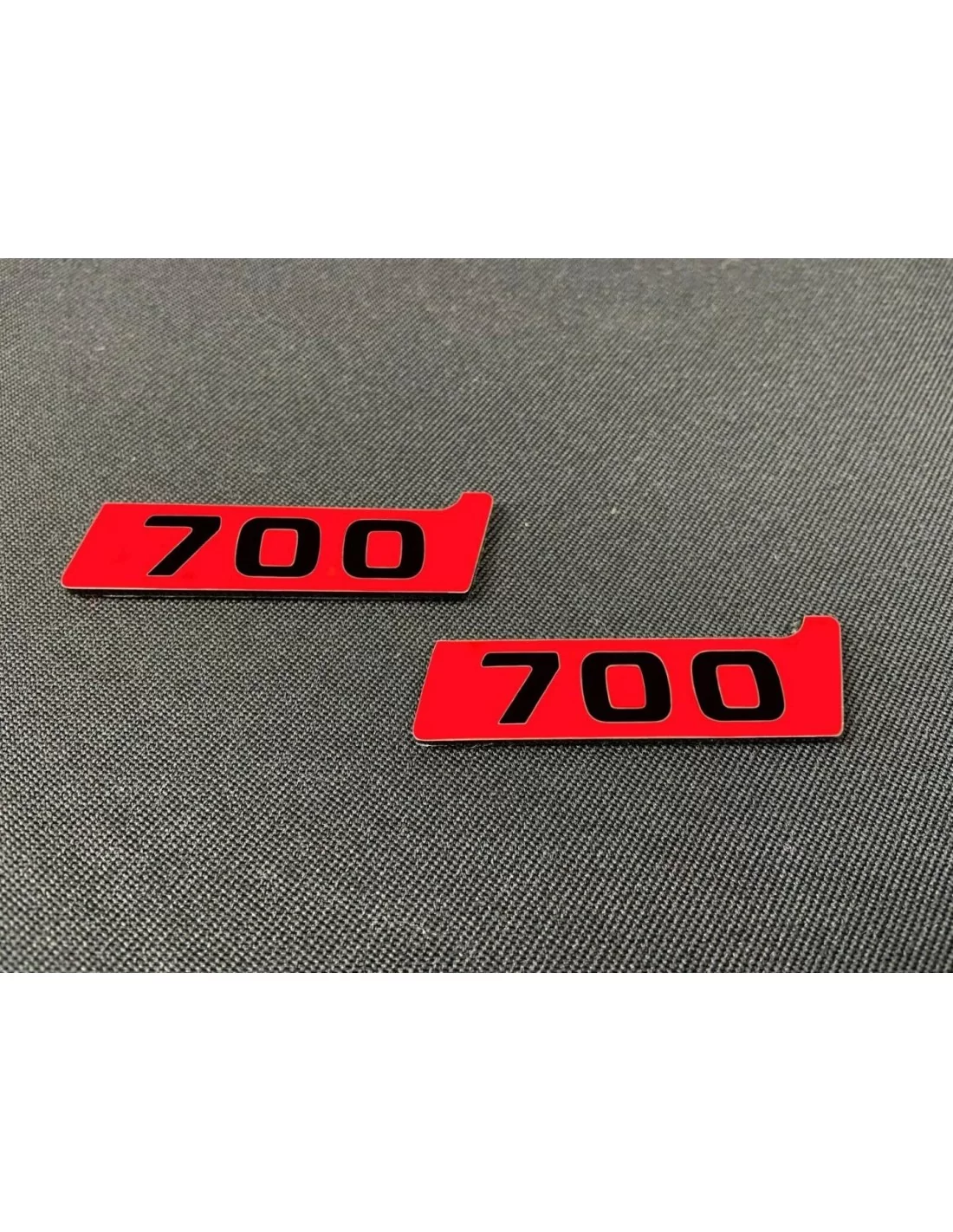  - logo & Emblems - Metallic Brabus 700 BITURBO Style Side Plate Logoplaketten Set für Mercedes-Benz - 4 - Kaufen Sie die Metall