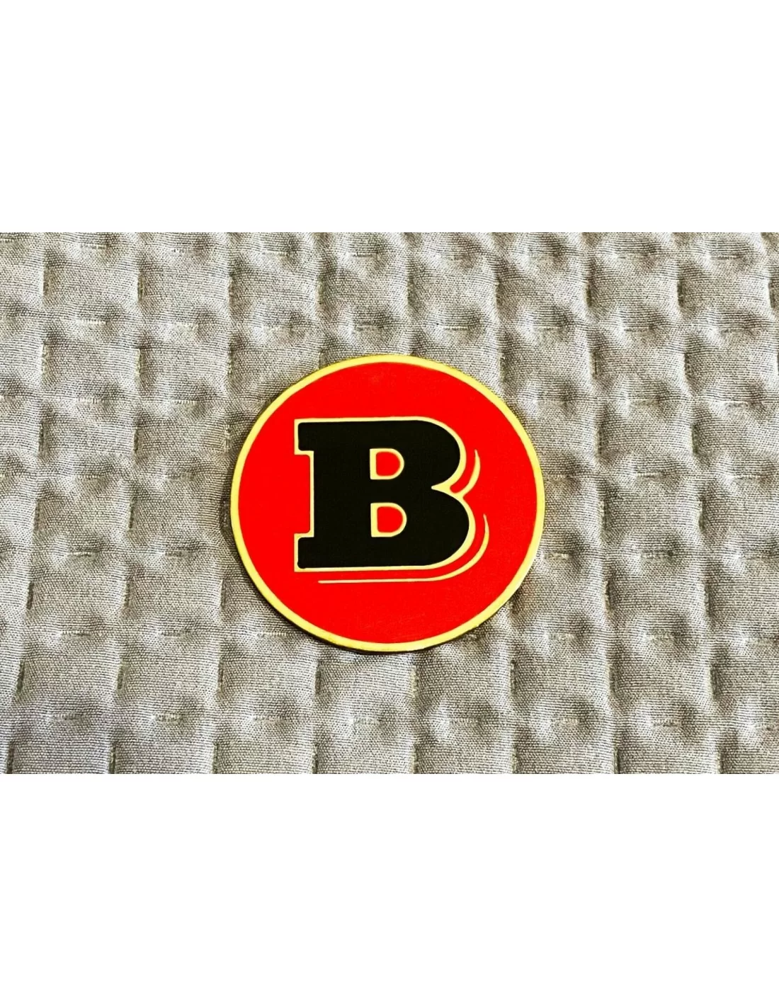  - Logos & Emblems - メルセデスベンツ車用レッドメタリックフードスクープゴールデンバッジロゴエンブレム - 3 - Logos & Emblems メルセデスベンツ車用レッドメタリックフードスクープゴールデンバッジロゴエンブレム