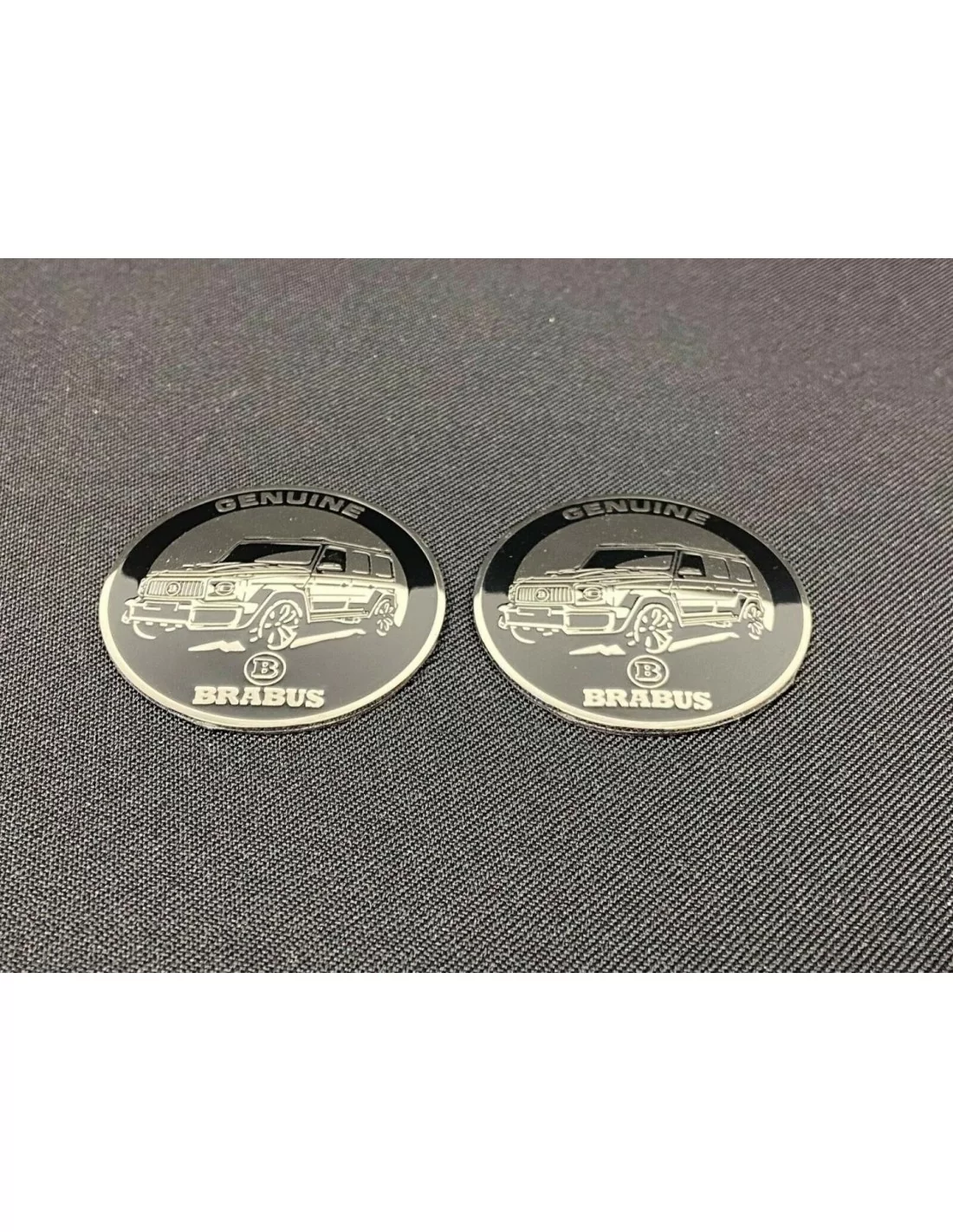  - Logos & Emblems - Metallisk Brabus-stil äkta logotyp för innerstolpar Mercedes-Benz W463A W464 G-Klass - 5 - Köp Metallic Bra