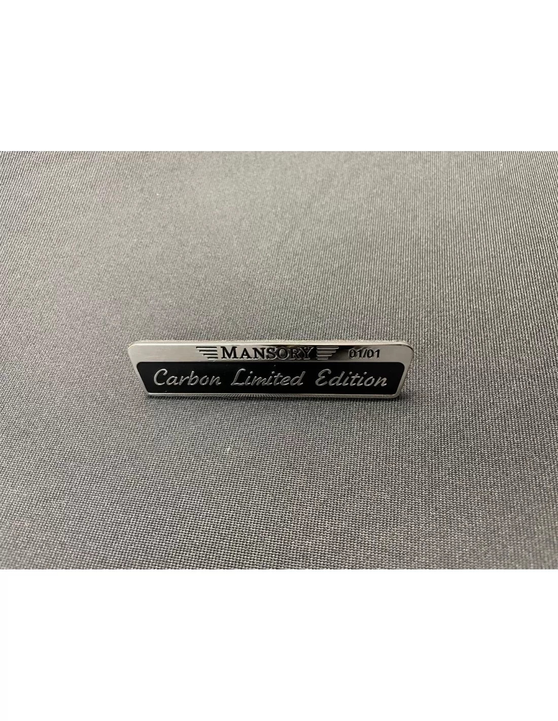  - logo & Emblems - Emblema del distintivo in edizione limitata in carbonio cromato 1pc - 4 - Acquista l'emblema cromato Mansory