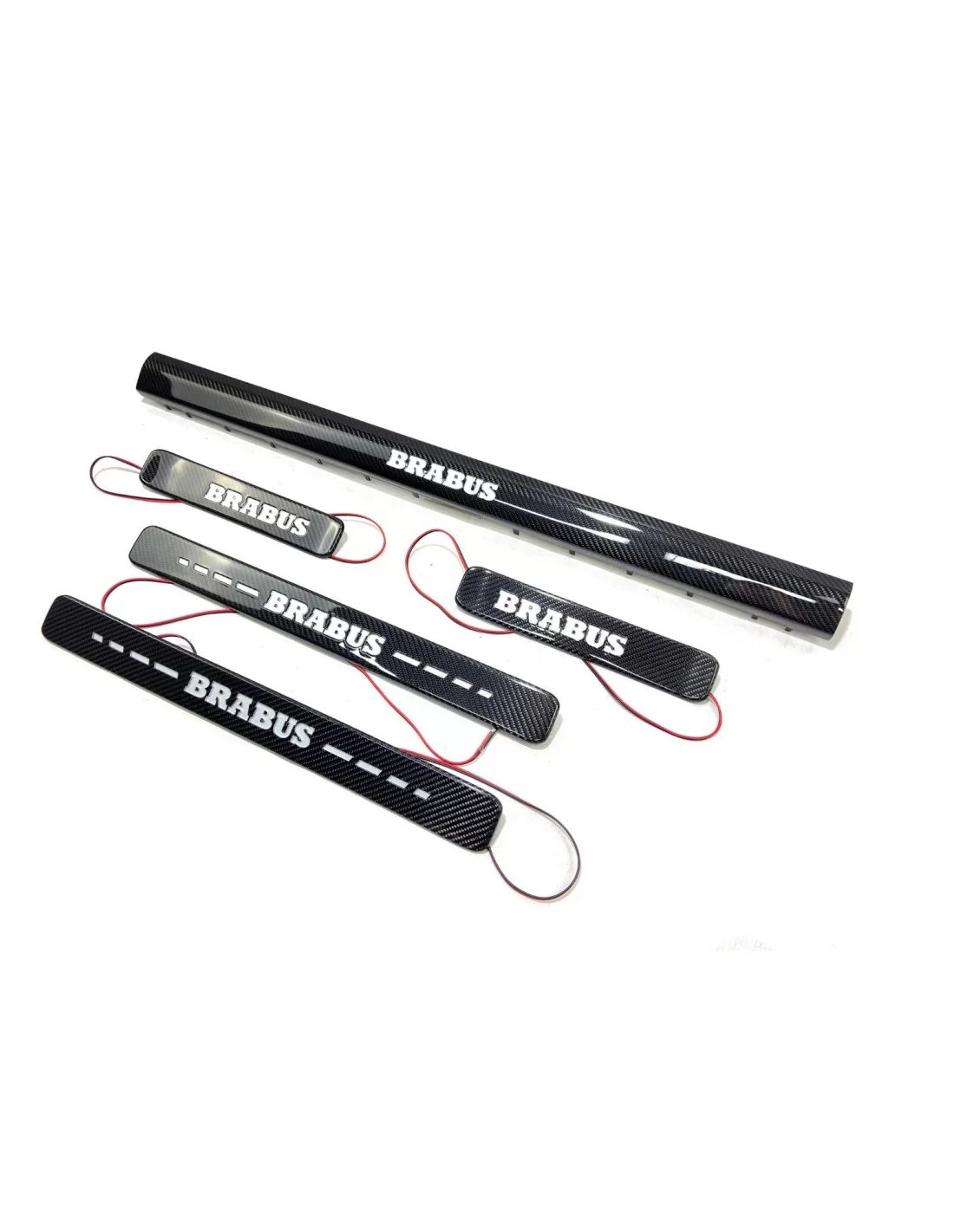  - Mercedes-Benz - Peitoris de porta Brabus iluminados com LEDs em fibra de carbono 5 peças para Mercedes-Benz W463A W464 Classe