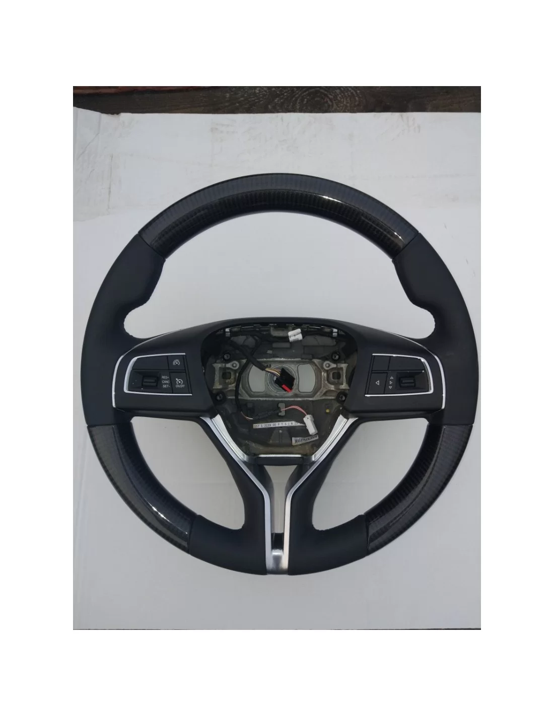  - Steering Wheels - Maserati Ghibli Levante Quattroporte Steering Wheel Carbon Leather - 1 - Upgrade your ride with our Maserat