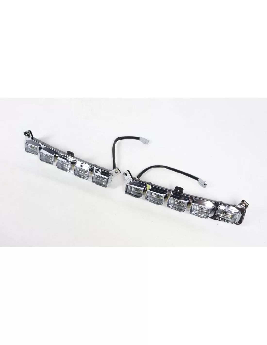  - Mercedes Benz - LED pour pare-chocs avant Becquet style Brabus Mercedes W463 1979-2018 - 1 - Achetez LED pour pare-chocs avan