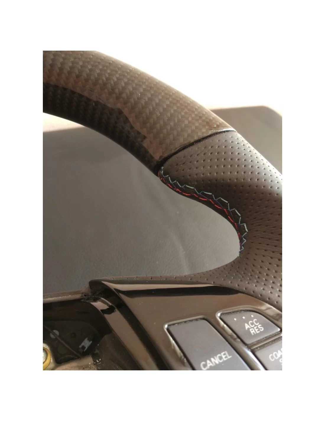  - Steering Wheels - Kierownica Mitsubishi Lancer X ze skóry węglowej - 4 - Kierownica Mitsubishi Lancer X ze skóry węglowej