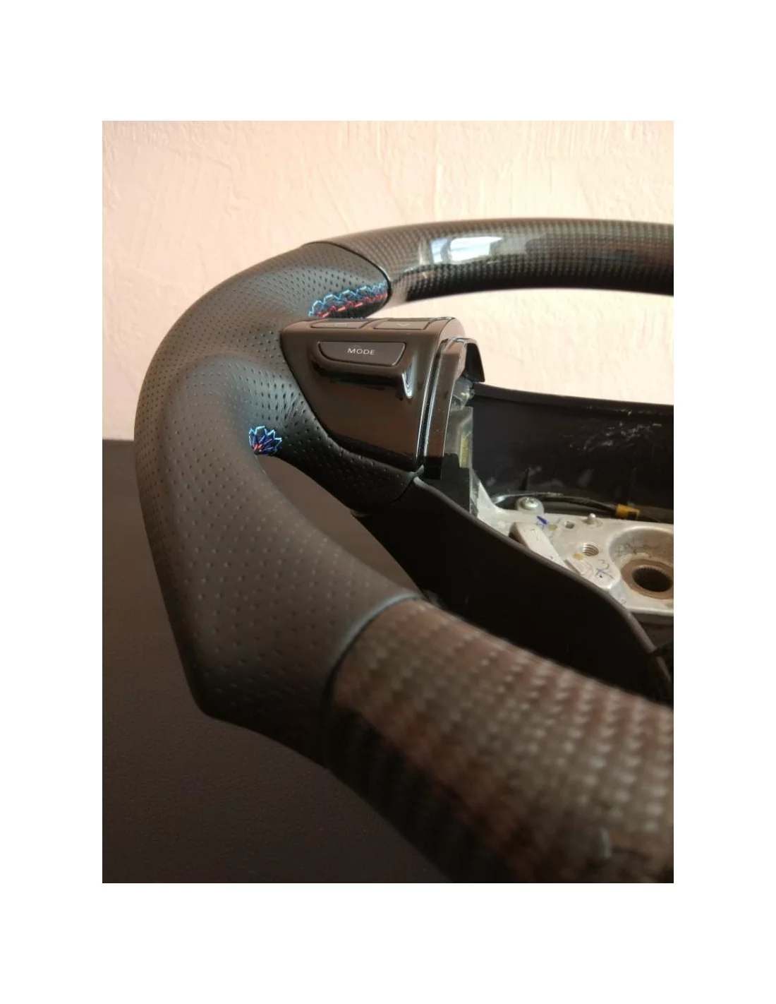  - Steering Wheels - Kierownica Mitsubishi Lancer X ze skóry węglowej - 6 - Kierownica Mitsubishi Lancer X ze skóry węglowej