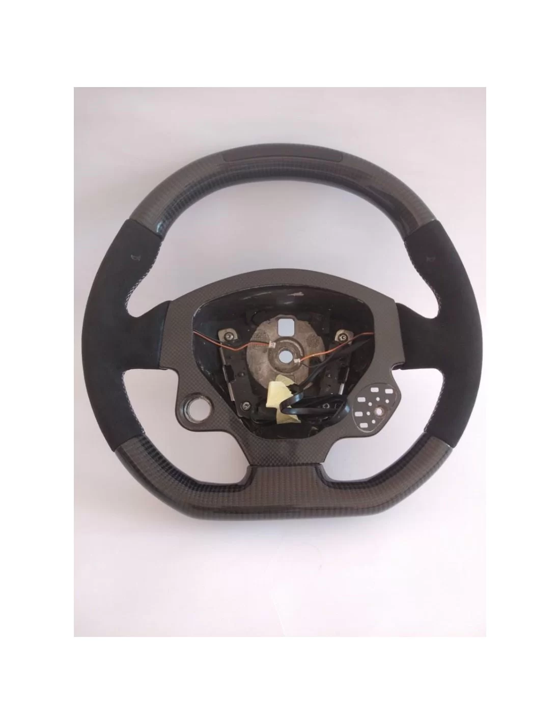  - Steering Wheels - 法拉利 California 碳阿尔坎塔拉方向盘 - 1 - 使用我们的碳阿尔坎塔拉方向盘改造您的法拉利 California，将时尚与性能完美融合！?❗️