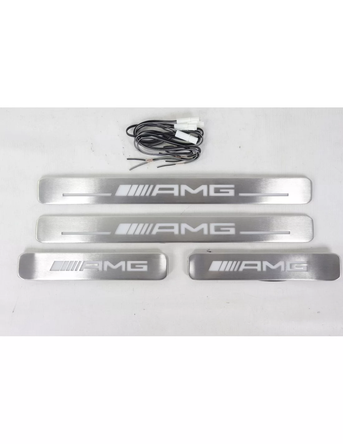  - Mercedes Benz - Soglie delle porte illuminate AMG LED metallizzato per Mercedes-Benz Classe G W463A W464 4 pz. - 4 - Aggiorna