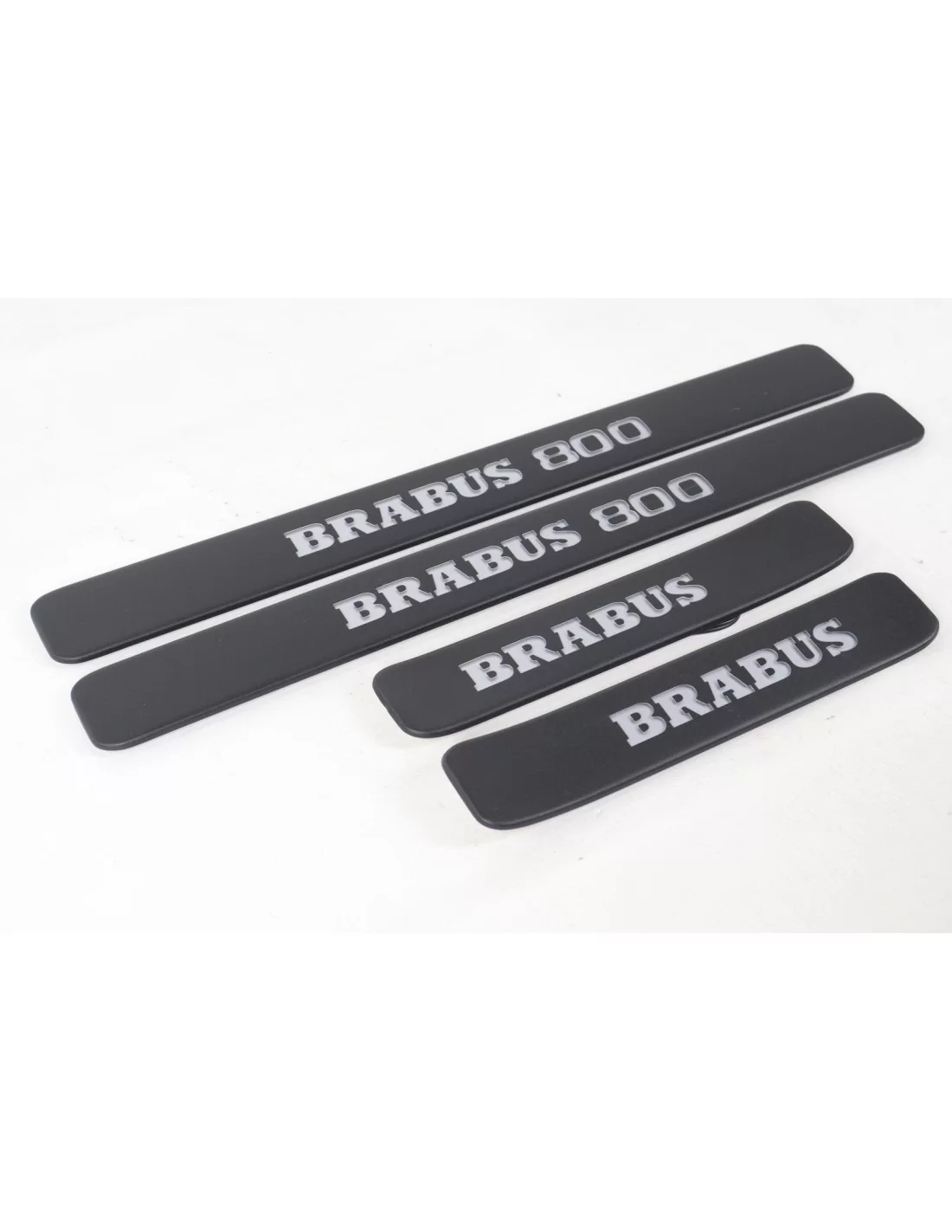 - Mercedes Benz - Soglie delle porte illuminate Brabus 800 LED metallizzato per Mercedes-Benz Classe G W463A W464 - 6 - Valoriz - Mercedes Benz - Soglie delle porte illuminate Brabus 800 LED metallizzato per Mercedes-Benz Classe G W463A W464 - 6 - Valoriz