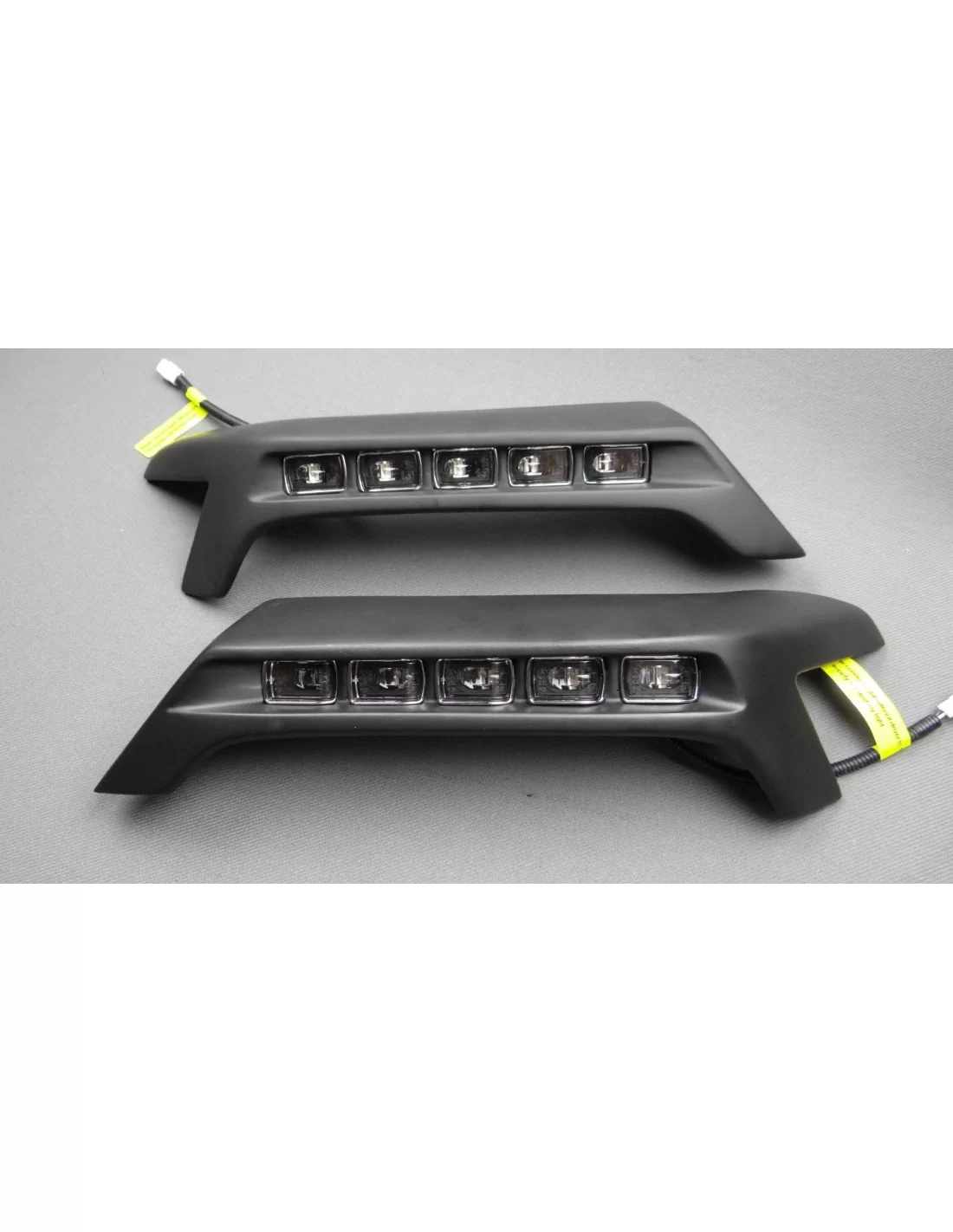 - Mercedes Benz - Brabus Frontspoilerlippe aus Fiberglas mit LEDs für Mercedes-Benz W463 4x4 G-Wagon - 4 - Veredeln Sie Ihren M - Mercedes Benz - Brabus Frontspoilerlippe aus Fiberglas mit LEDs für Mercedes-Benz W463 4x4 G-Wagon - 4 - Veredeln Sie Ihren M