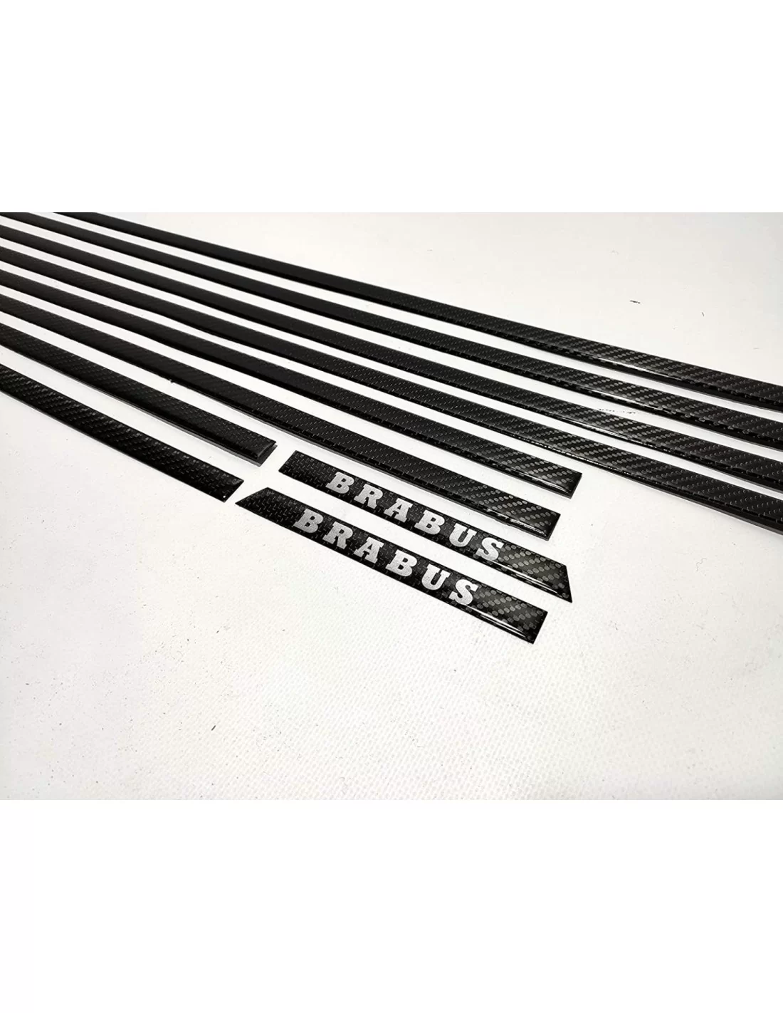 - Mercedes Benz - Moulures latérales en fibre de carbone set d'insertions Brabus pour Mercedes-Benz W463 Classe G - 2 - Achetez  - Mercedes Benz - Moulures latérales en fibre de carbone set d'insertions Brabus pour Mercedes-Benz W463 Classe G - 2 - Achetez