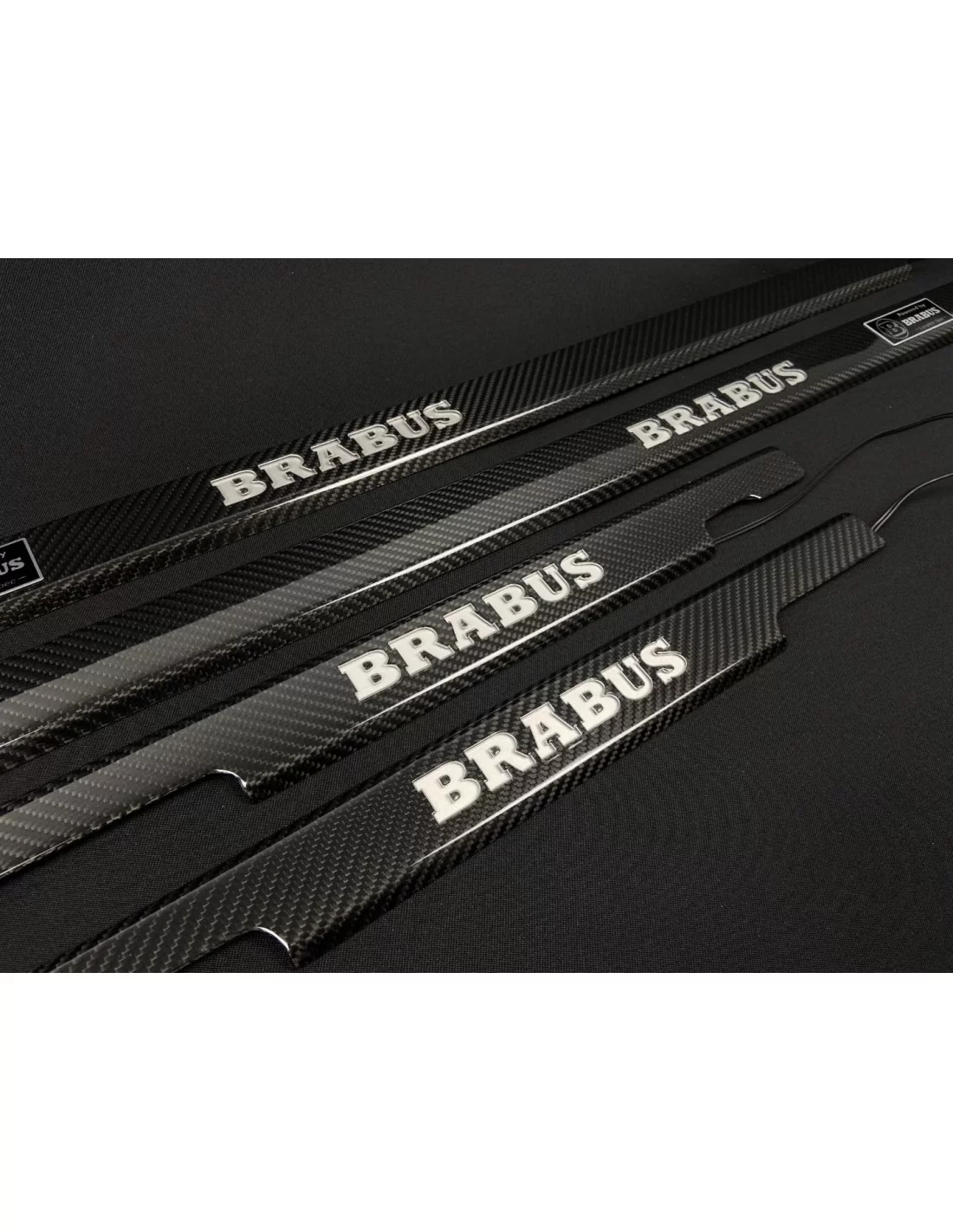  - Mercedes-Benz - Carbon fiber LED Verlichte Brabus Dorpels 4 stuks voor Mercedes-Benz G W463 - 4 - Koop carbon LED verlichte B