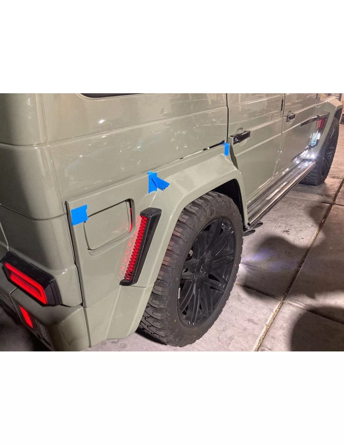 - Mercedes Benz - Kit carrosserie widestar en fibre de verre Brabus et éléments en carbone Mercedes Classe G W463 3 portes - 5 - Mercedes Benz - Kit carrosserie widestar en fibre de verre Brabus et éléments en carbone Mercedes Classe G W463 3 portes - 5