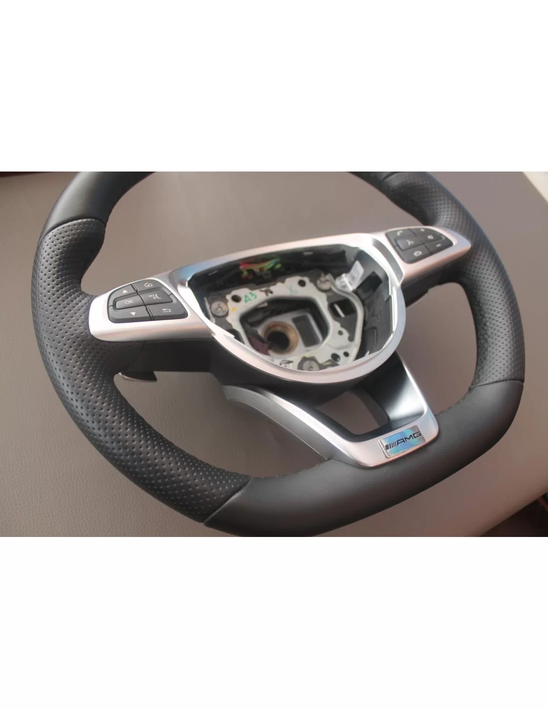 - Steering Wheels - Mercedes-Benz A-Class W176, B-Class W246, C-Class W205 Кермо - 3 - Відкрийте для себе кермо Mercedes-Benz A - Steering Wheels - Mercedes-Benz A-Class W176, B-Class W246, C-Class W205 Кермо - 3 - Відкрийте для себе кермо Mercedes-Benz A