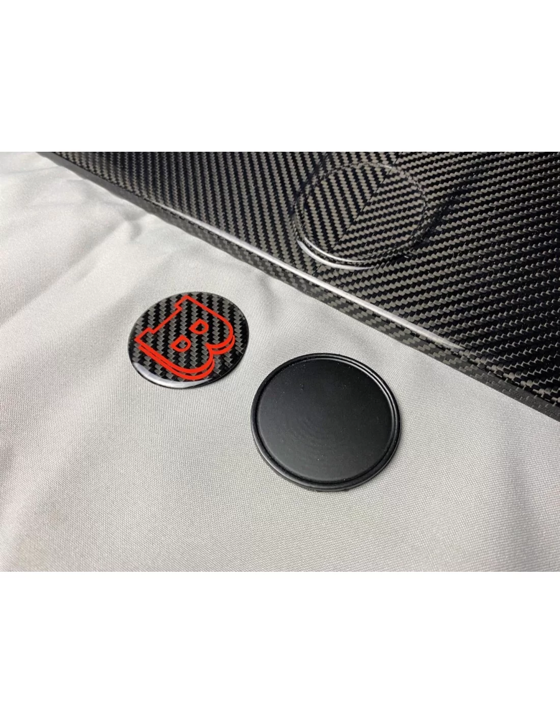 - logo & Emblems - 2-componente de carbono metálico Brabus emblema capó maletero Mercedes G-Wagon Clase G W463 - 4 - Compre el   - logo & Emblems - 2-componente de carbono metálico Brabus emblema capó maletero Mercedes G-Wagon Clase G W463 - 4 - Compre el