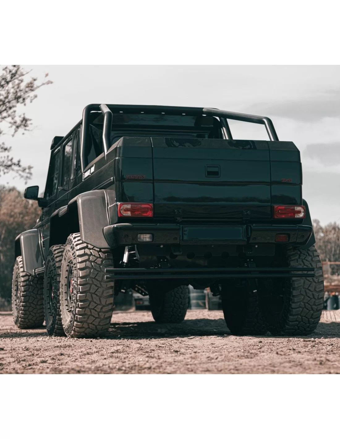  - Mercedes Benz - Tylna płyta ochronna BLACK ze stali nierdzewnej z rurami dla Mercedes-Benz W463 - 2 - Ulepsz swój Mercedes-Be