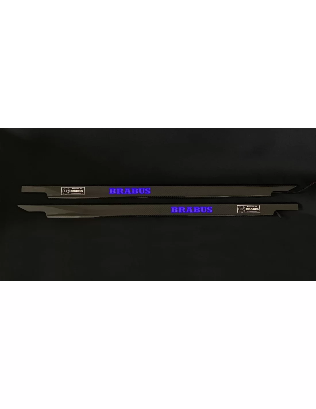 - Mercedes-Benz - Carbon fiber LED Verlichte Brabus Dorpels 2 stuks voor Mercedes-Benz G W463 3-deurs G-Klasse - 2 - Verfraai u - Mercedes-Benz - Carbon fiber LED Verlichte Brabus Dorpels 2 stuks voor Mercedes-Benz G W463 3-deurs G-Klasse - 2 - Verfraai u