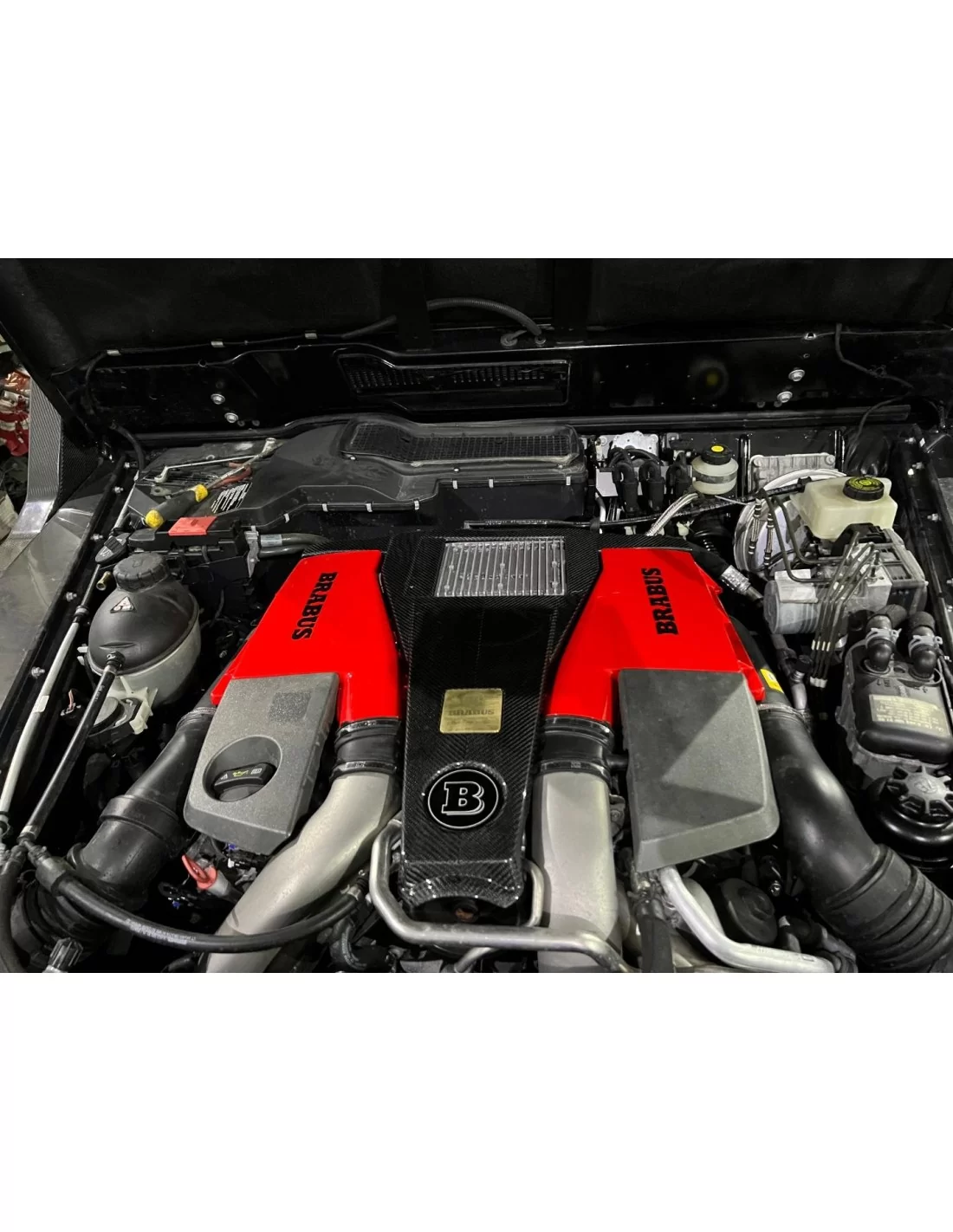 - Mercedes-Benz - Substituição do corpo do filtro de ar do motor Brabus vermelho para Mercedes-Benz W463 G-Class G63 - 4 - Actu - Mercedes-Benz - Substituição do corpo do filtro de ar do motor Brabus vermelho para Mercedes-Benz W463 G-Class G63 - 4 - Actu