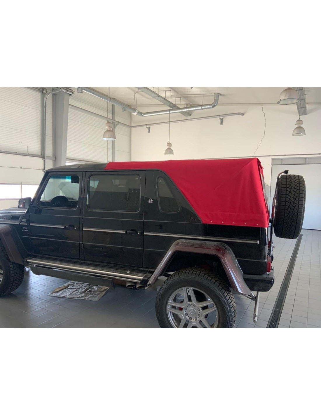 - Mercedes Benz - Mechanicznie składany dach do Landaulet Maybach Mercedes W463 4 drzwiowy - 1 - Odmień swojego Landauleta Mayb  - Mercedes Benz - Mechanicznie składany dach do Landaulet Maybach Mercedes W463 4 drzwiowy - 1 - Odmień swojego Landauleta Mayb