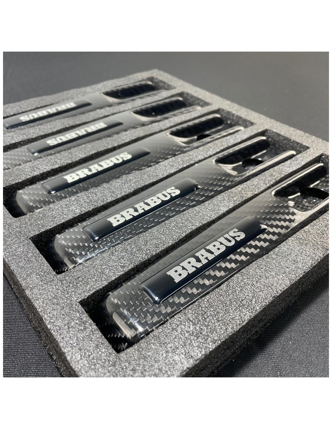 ロゴの Brabus のドア ハンドル カバー 5pcs のベンツ W463 G クラスのためのカーボン繊維 Mercedes-Benz, Mercedes-Benz G-Class 1979-2018 (W463), Decorative & Funct ロゴの Brabus のドア ハンドル カバー 5pcs のベンツ W463 G クラスのためのカーボン繊維 Mercedes-Benz, Mercedes-Benz G-Class 1979-2018 (W463), Decorative & Funct
