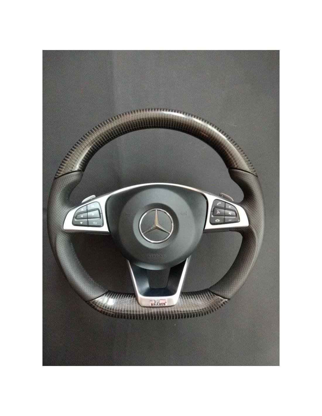  - Steering Wheels - 梅赛德斯-奔驰 CLA CLS GLE 碳皮方向盘 - 2 - 梅赛德斯-奔驰 CLA、CLS、GLE 碳纤维真皮方向盘为您的座驾升级，尽显豪华与性能。立即订购！✖️✨