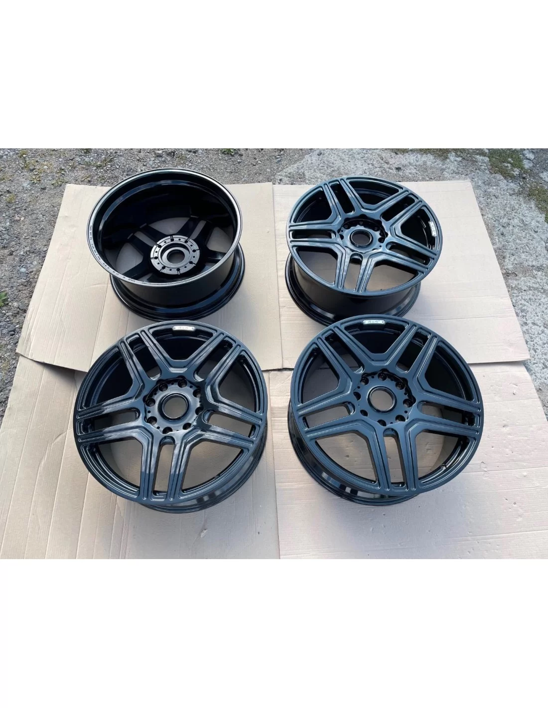- Mercedes-Benz - Original R22 Rims Gloss Brabus Monoblock Wheels for Mercedes W463 4x4 - 2 - Transform your Mercedes W463 4x4   - Mercedes-Benz - Original R22 Rims Gloss Brabus Monoblock Wheels for Mercedes W463 4x4 - 2 - Transform your Mercedes W463 4x4