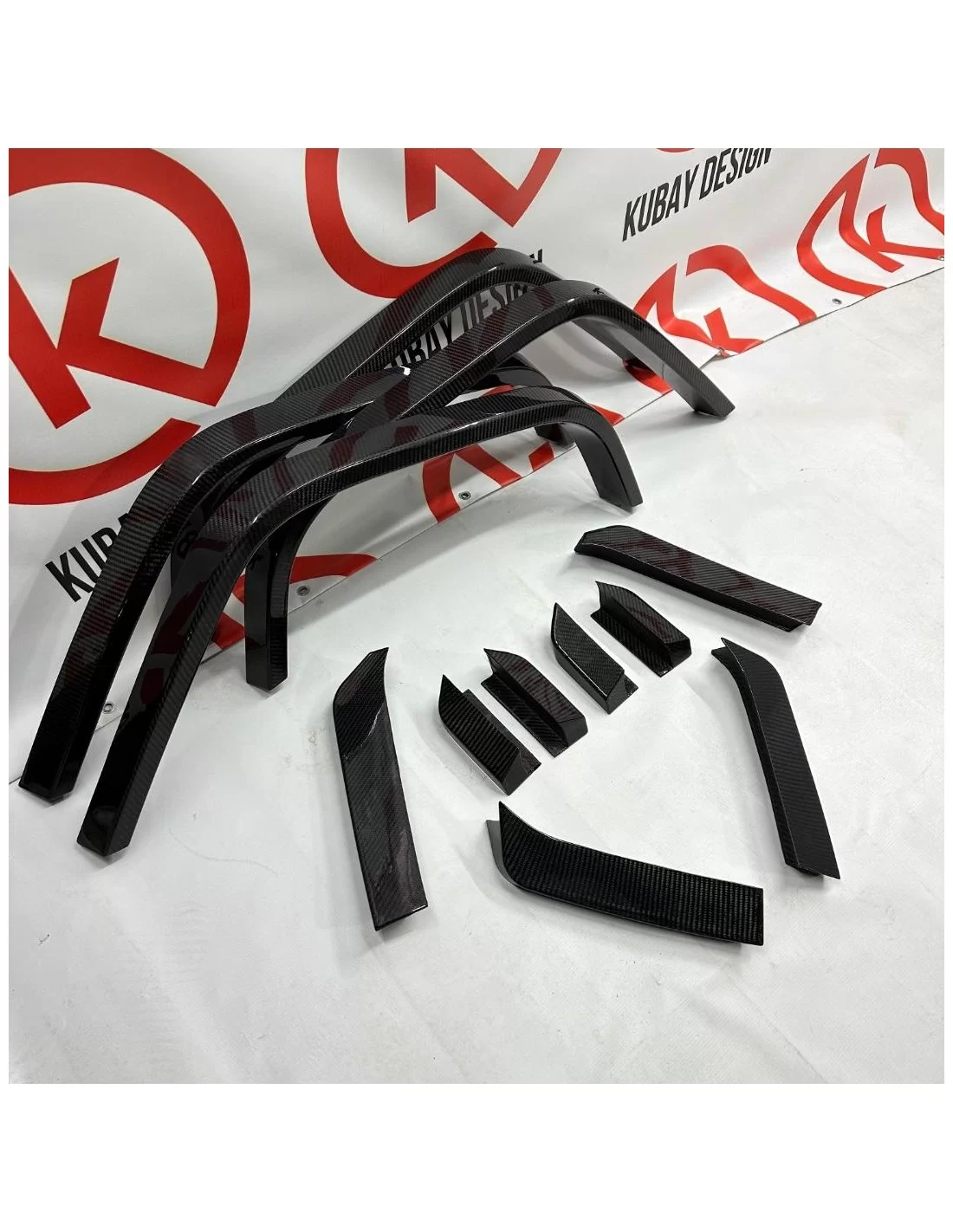  - Mercedes Benz - Extensiones de guardabarros de fibra de carbono para Mercedes-Benz Clase G W463A 4x4 - 18 - Mejora tu Mercede