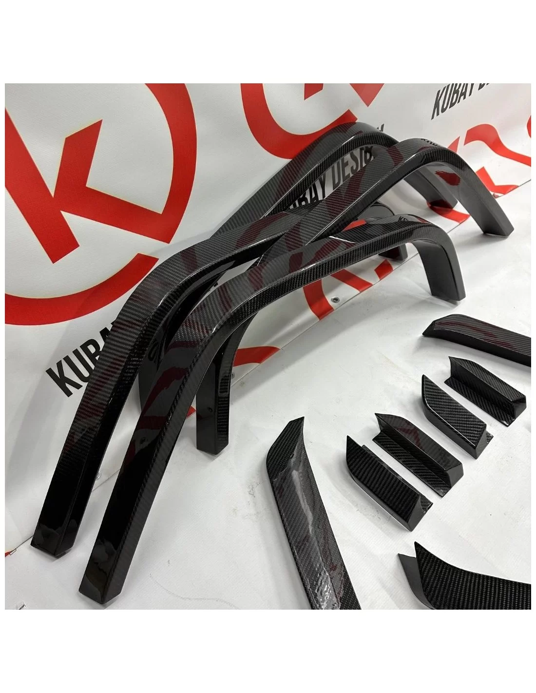  - Mercedes Benz - Extensiones de guardabarros de fibra de carbono para Mercedes-Benz Clase G W463A 4x4 - 19 - Mejora tu Mercede