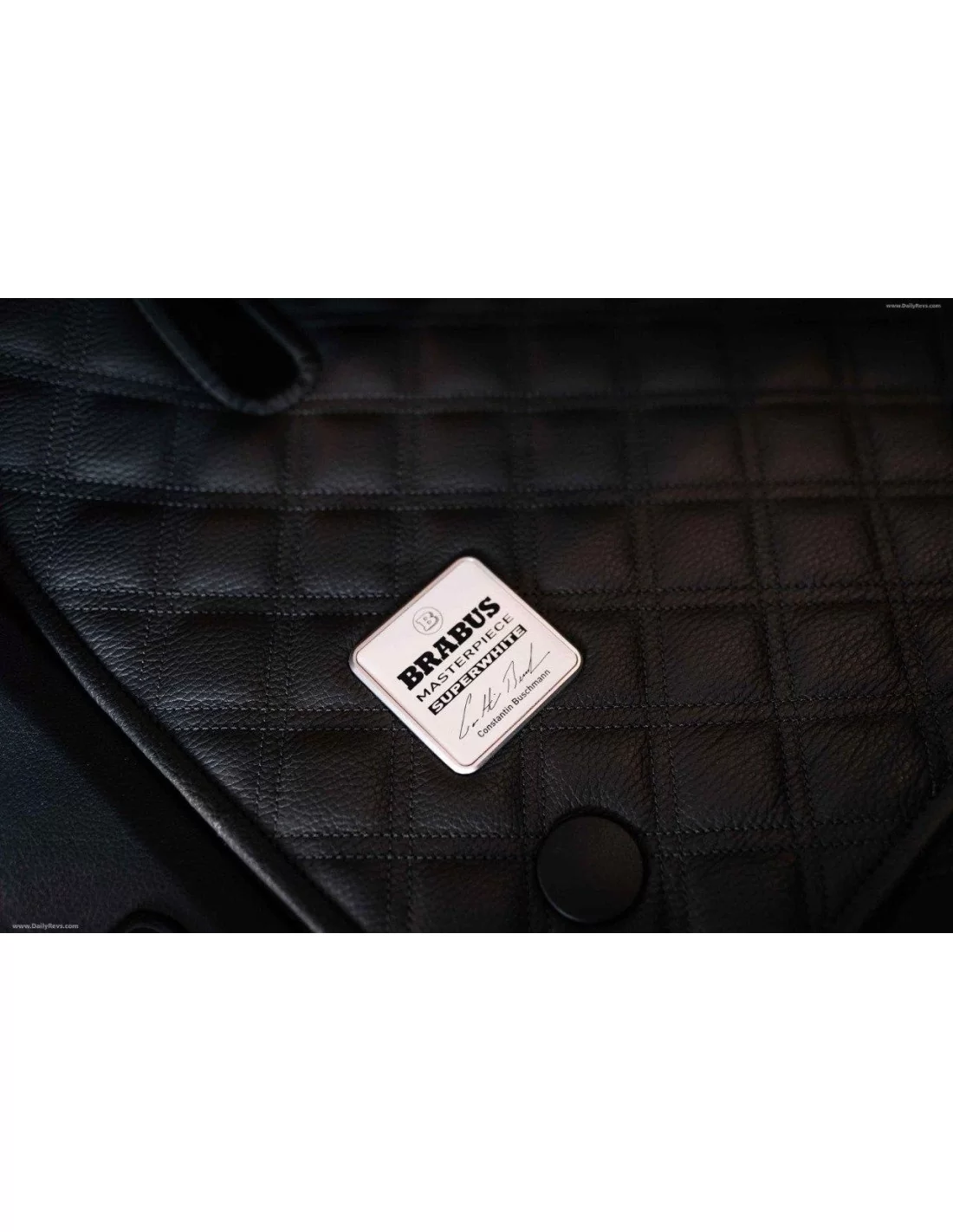 - logo & Emblems - Juego de alfombrillas metálicas Brabus Masterpiece Superwhite para Mercedes-Benz Clase G W463A - 1 - Comprar  - logo & Emblems - Juego de alfombrillas metálicas Brabus Masterpiece Superwhite para Mercedes-Benz Clase G W463A - 1 - Comprar