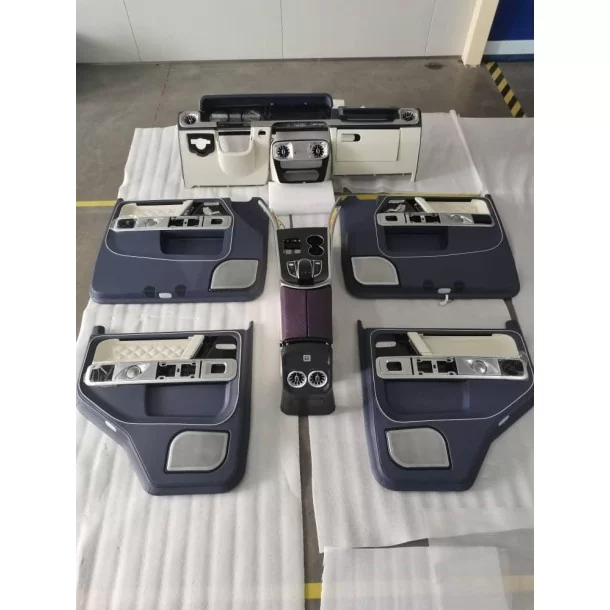  - Mercedes-Benz - Hel interiör NEW W463A stil för Mercedes W463 4x4 G-CLASS - 1 - Uppgradera din Mercedes W463 4x4 G-Klass med 