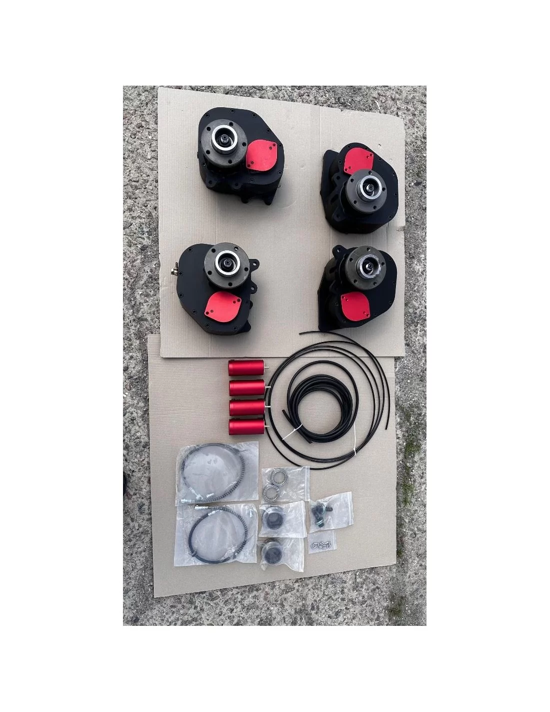  - Mercedes Benz - Portali e nuovo braccio A superiore (campanatura regolabile) e nuovi snodi dello sterzo più robusti Mercedes 