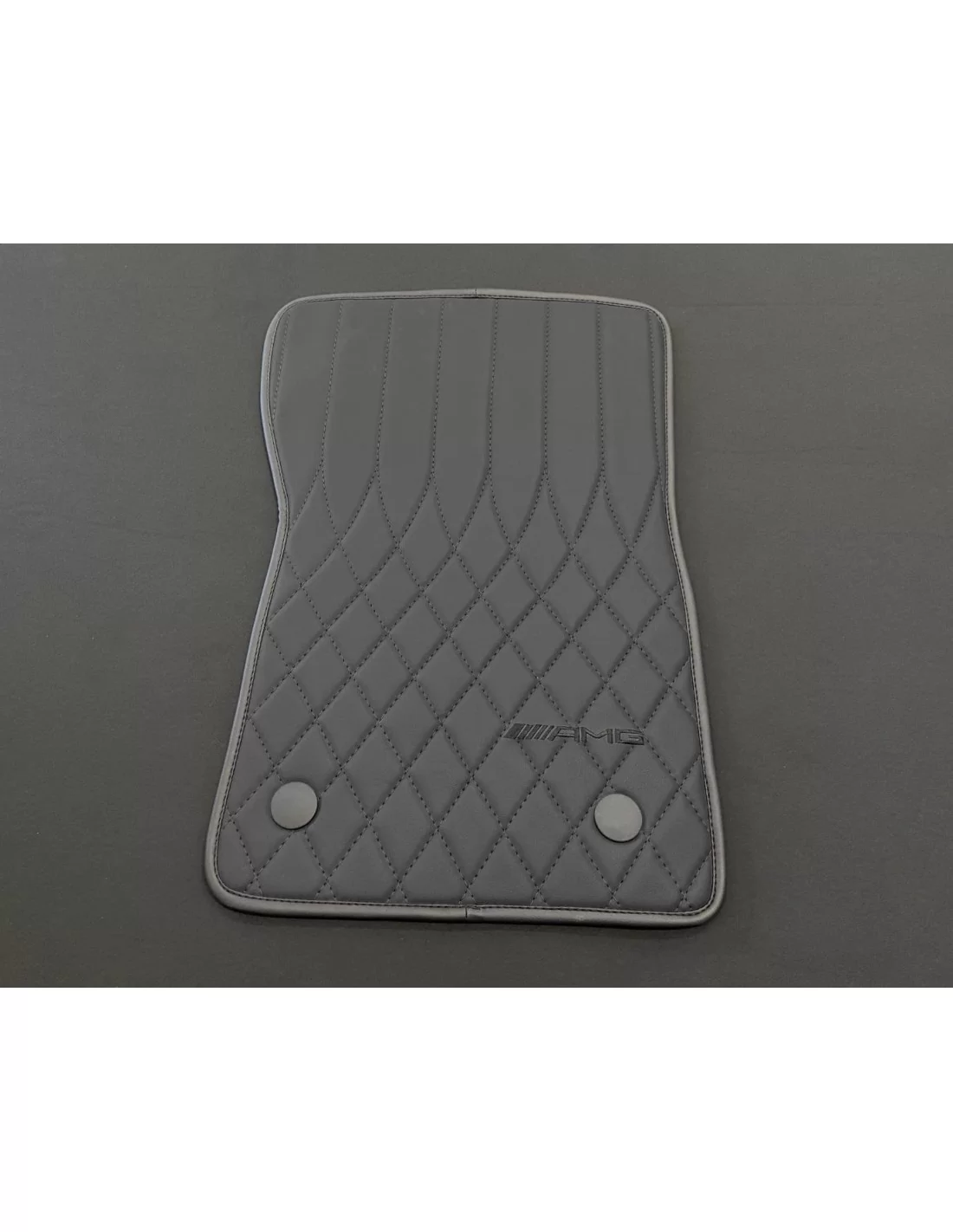  - Mercedes-Benz - Tapetes AMG PRETOS para Mercedes-Benz W463A - 7 - Eleve o interior do seu Mercedes-Benz W463A com os nossos t