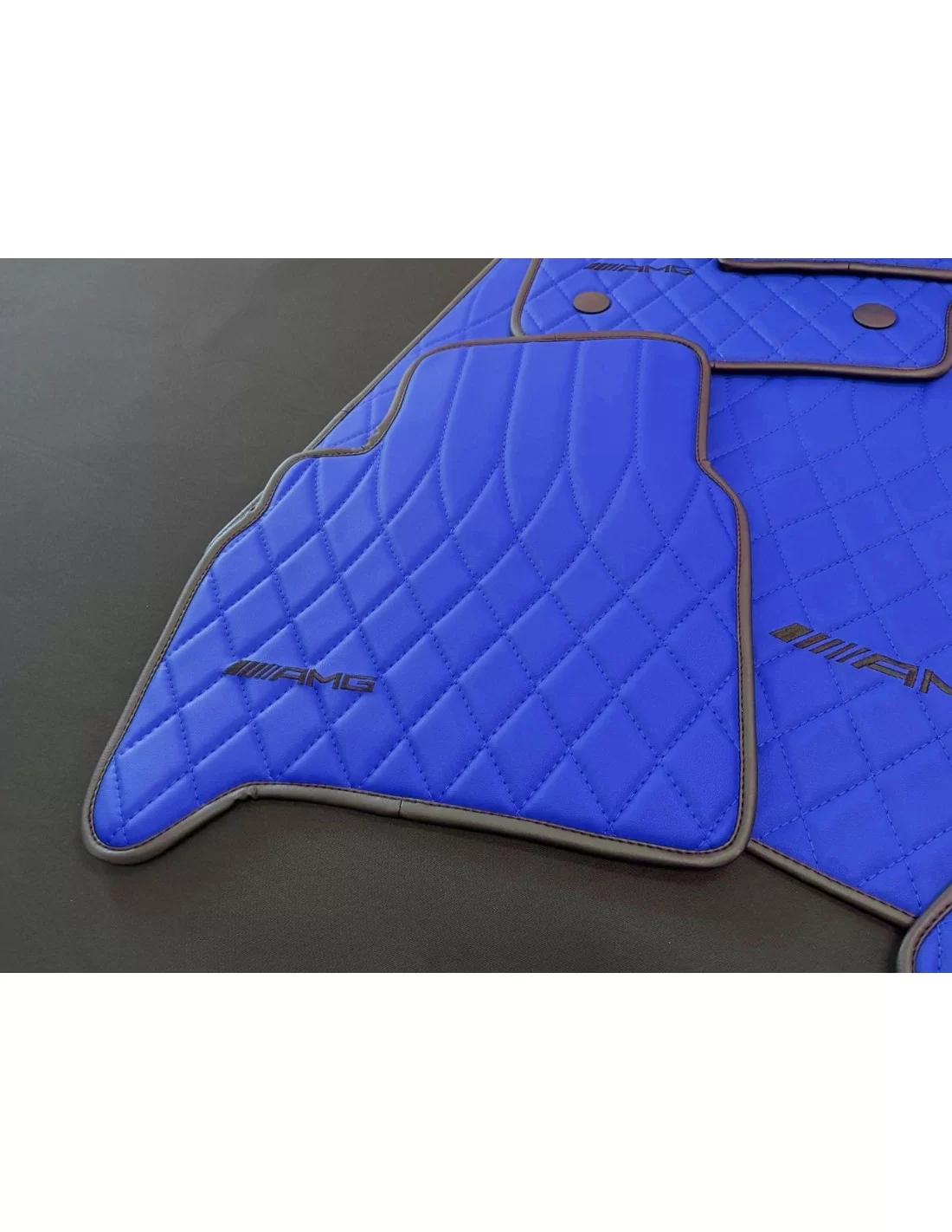 - Mercedes-Benz - Tapetes AMG BLUE para Mercedes-Benz W463A - 6 - Melhore o seu Mercedes-Benz W463A com os nossos elegantes tap - Mercedes-Benz - Tapetes AMG BLUE para Mercedes-Benz W463A - 6 - Melhore o seu Mercedes-Benz W463A com os nossos elegantes tap
