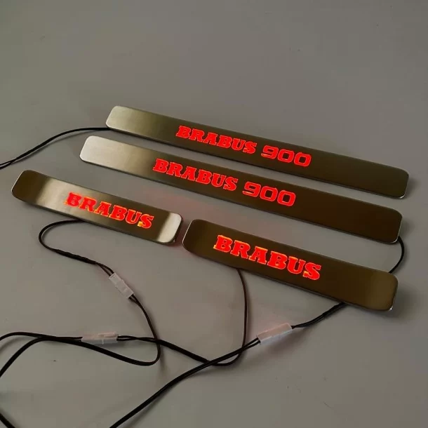  - Mercedes-Benz - Brabus 900 LED Verlichte Dorpels 4 stuks voor Mercedes-Benz W463A G-Klasse - 1 - Verfraai uw Mercedes-Benz W4
