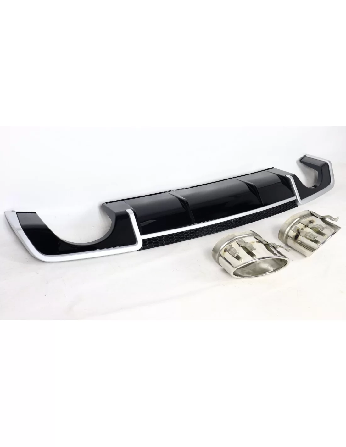 奥迪 RS3 后扩散器（带排气口），适用于奥迪 A3 2012-2015 轿车 Audi, Audi A3 2012-2015 (8V) Audi
