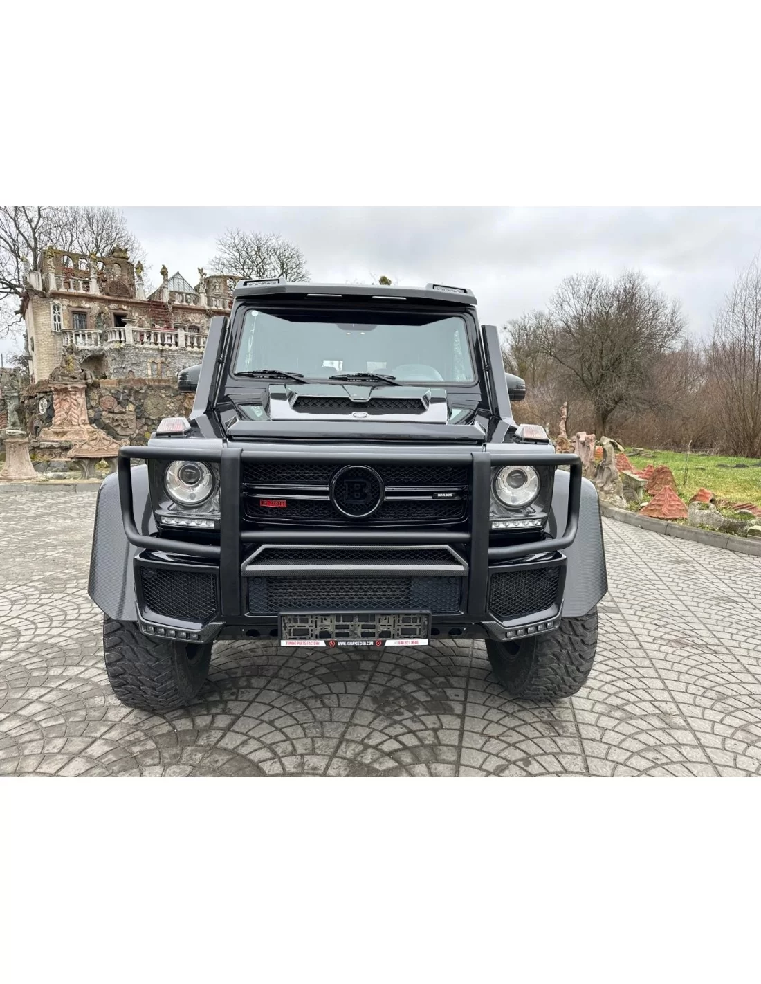 - Cars for Sale - Mercedes Benz W463 G63 AMG 6x6 - 3 - Dé rienda suelta a una potencia y un lujo incomparables con el Mercedes 