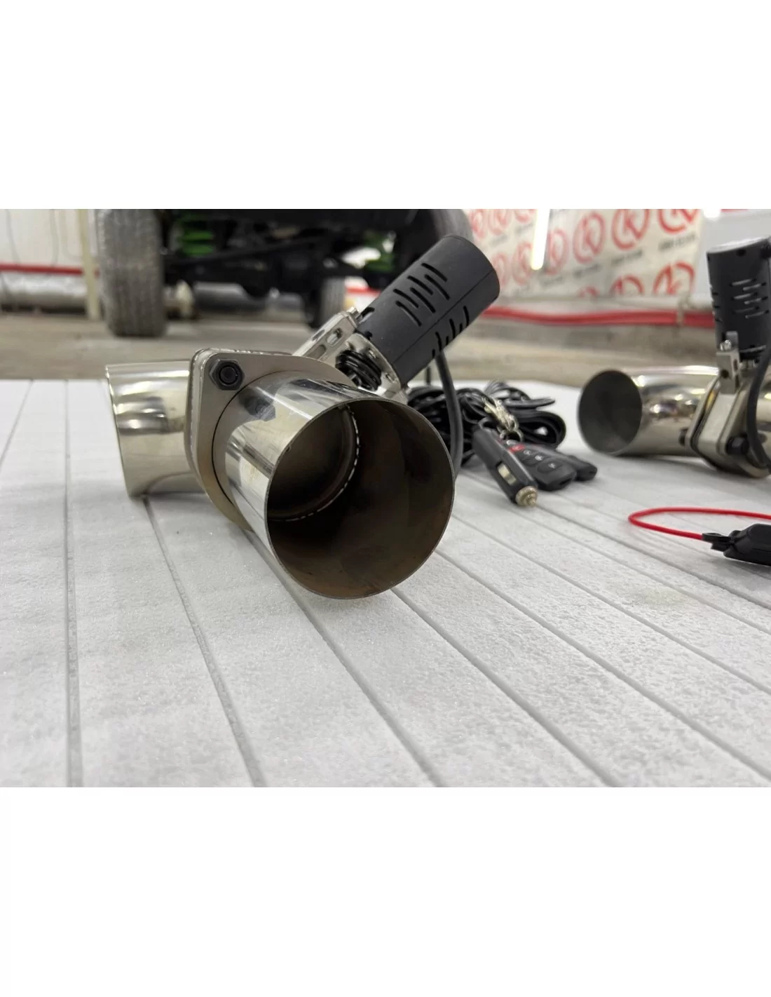  - Mercedes-Benz - メルセデスベンツ W463a W464 排気システム用電動リモートコントロールパワーバルブ - 3 - Mercedes-Benz メルセデスベンツ W463a W464 排気システム用電動リモートコントロールパワーバ