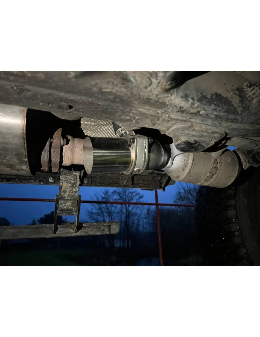  - Mercedes Benz - Elektryczny, zdalnie sterowany zawór zasilania układu wydechowego Mercedes-Benz W463a W464 - 15 - Ulepsz swoj