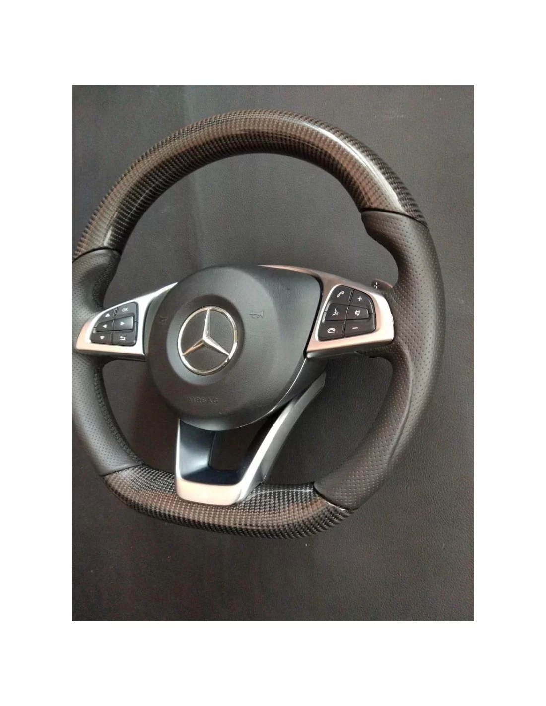 - Volant - Mercedes-Benz CLA CLS GLE Volant en cuir carbone - 5 - Améliorez votre Mercedes-Benz CLA, CLS, GLE avec ce volant en - Volant - Mercedes-Benz CLA CLS GLE Volant en cuir carbone - 5 - Améliorez votre Mercedes-Benz CLA, CLS, GLE avec ce volant en