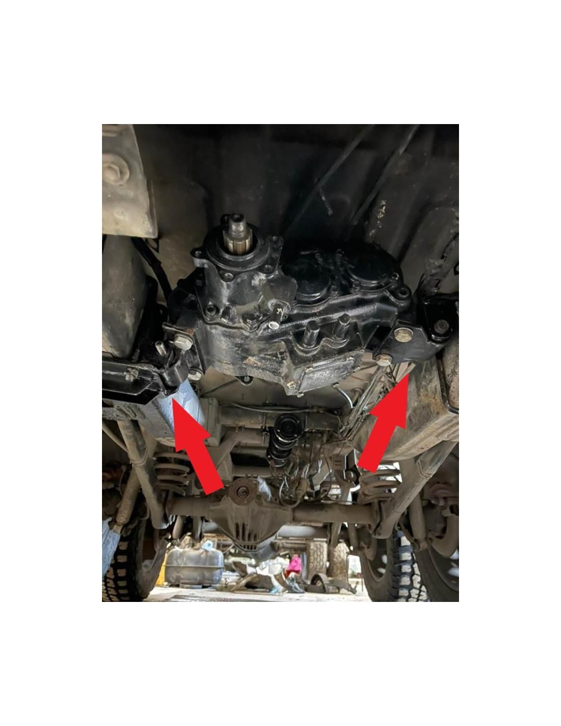 - Mercedes Benz - Befestigungsbügel für Verteilergetriebe für Mercedes W463 6x6 - 1 - Befestigungswinkel für Power Divider Box   - Mercedes Benz - Befestigungsbügel für Verteilergetriebe für Mercedes W463 6x6 - 1 - Befestigungswinkel für Power Divider Box
