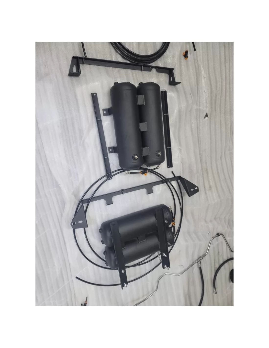  - Mercedes-Benz - 车轮自动充气系统 CTIS，用于梅赛德斯-奔驰 W463 4x4 的 4 个带锁车轮 - 3 - 为您的梅赛德斯 W463 4x4 配备用于锁死式车轮的车轮自动充气系统 CTIS。在 Tuneverse 体验极致便利！
