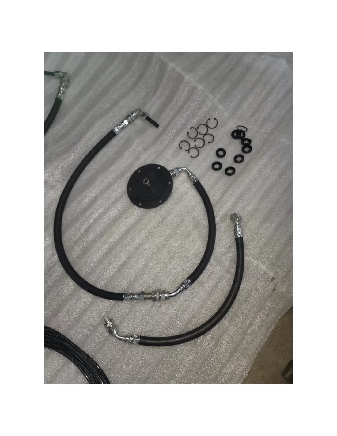  - Mercedes-Benz - 车轮自动充气系统 CTIS，用于梅赛德斯-奔驰 W463 4x4 的 4 个带锁车轮 - 4 - 为您的梅赛德斯 W463 4x4 配备用于锁死式车轮的车轮自动充气系统 CTIS。在 Tuneverse 体验极致便利！