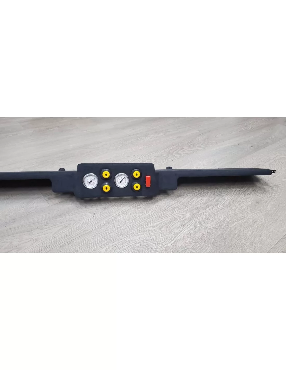  - Mercedes-Benz - Sistema automático de enchimento das rodas CTIS para 4 rodas Beadlock Mercedes-Benz W463 4x4 - 5 - Melhore o 