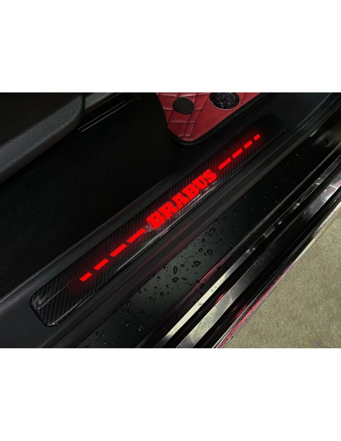 Fibra de carbono Brabus soleiras de porta iluminadas LED RED 4 pcs para Mercedes-Benz W463A W464 Classe G Mercedes-Benz, Mercede Fibra de carbono Brabus soleiras de porta iluminadas LED RED 4 pcs para Mercedes-Benz W463A W464 Classe G Mercedes-Benz, Mercede