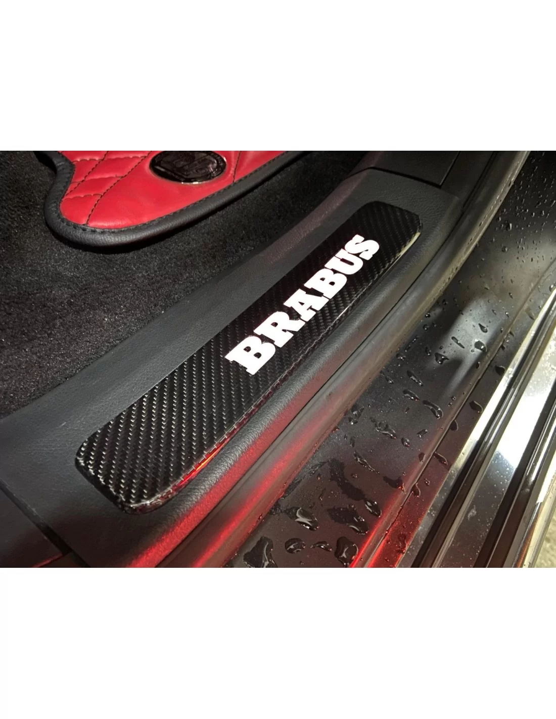 - Mercedes Benz - Накладки на пороги з вуглецевого волокна Brabus LED WHITE з підсвічуванням 4 шт для Mercedes-Benz W463A W464   - Mercedes Benz - Накладки на пороги з вуглецевого волокна Brabus LED WHITE з підсвічуванням 4 шт для Mercedes-Benz W463A W464