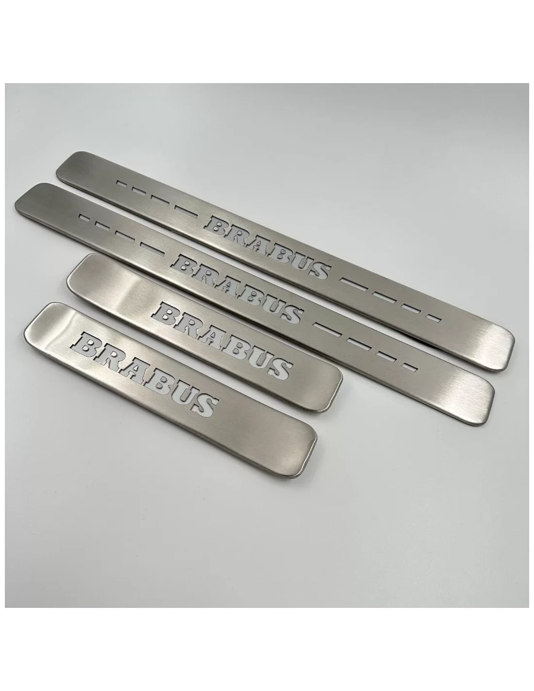 - Mercedes-Benz - Peitoris das portas com iluminação LED RED Brabus 4 peças para Mercedes-Benz W463A W464 Classe G - 2 - Melhor - Mercedes-Benz - Peitoris das portas com iluminação LED RED Brabus 4 peças para Mercedes-Benz W463A W464 Classe G - 2 - Melhor