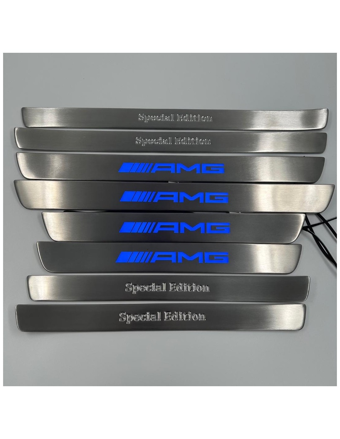 - Mercedes-Benz - AMG blauwe LED verlichte dorpels 4 stuks voor Mercedes-Benz W222 - 1 - AMG blauwe LED verlichte dorpels 4 stu - Mercedes-Benz - AMG blauwe LED verlichte dorpels 4 stuks voor Mercedes-Benz W222 - 1 - AMG blauwe LED verlichte dorpels 4 stu