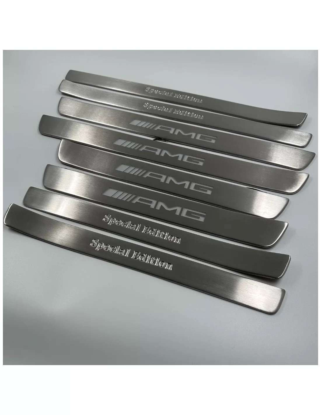 - Mercedes Benz - AMG сині накладки на пороги зі світлодіодним підсвічуванням 4 шт для Mercedes-Benz W222 - 2 - Купуйте сині св  - Mercedes Benz - AMG сині накладки на пороги зі світлодіодним підсвічуванням 4 шт для Mercedes-Benz W222 - 2 - Купуйте сині св