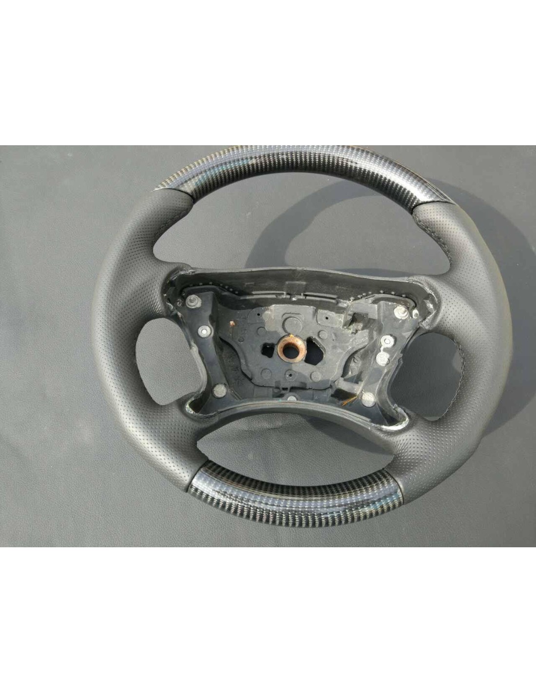  - Volante - Mercedes-Benz Classe CLK Classe E Classe G W463 W209 W211 Volante in pelle di carbonio - 2 - Aggiornate la vostra M
